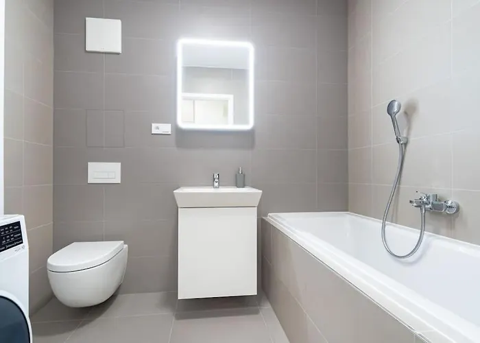 Al-garden S Private Garage Parking Free, 5 Min Peso Do Centra Kassa